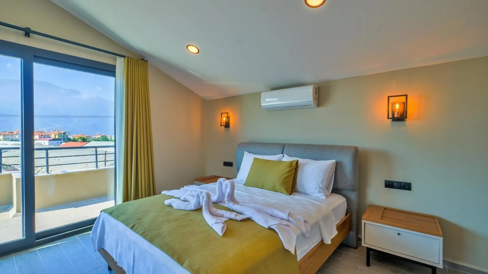 Fethiye 4 Bedroom Villa 2855