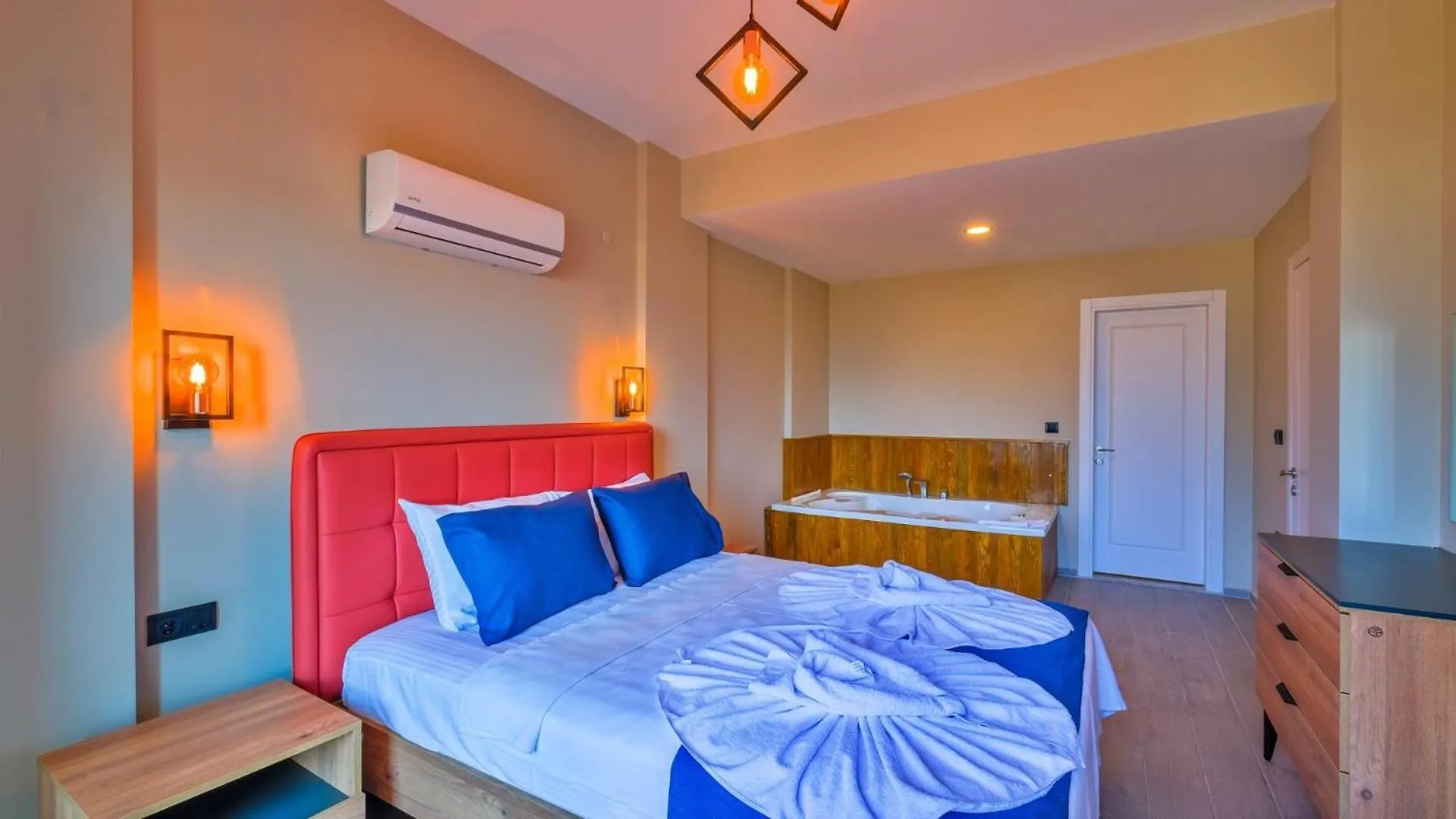 Fethiye 4 Bedroom Villa 2855
